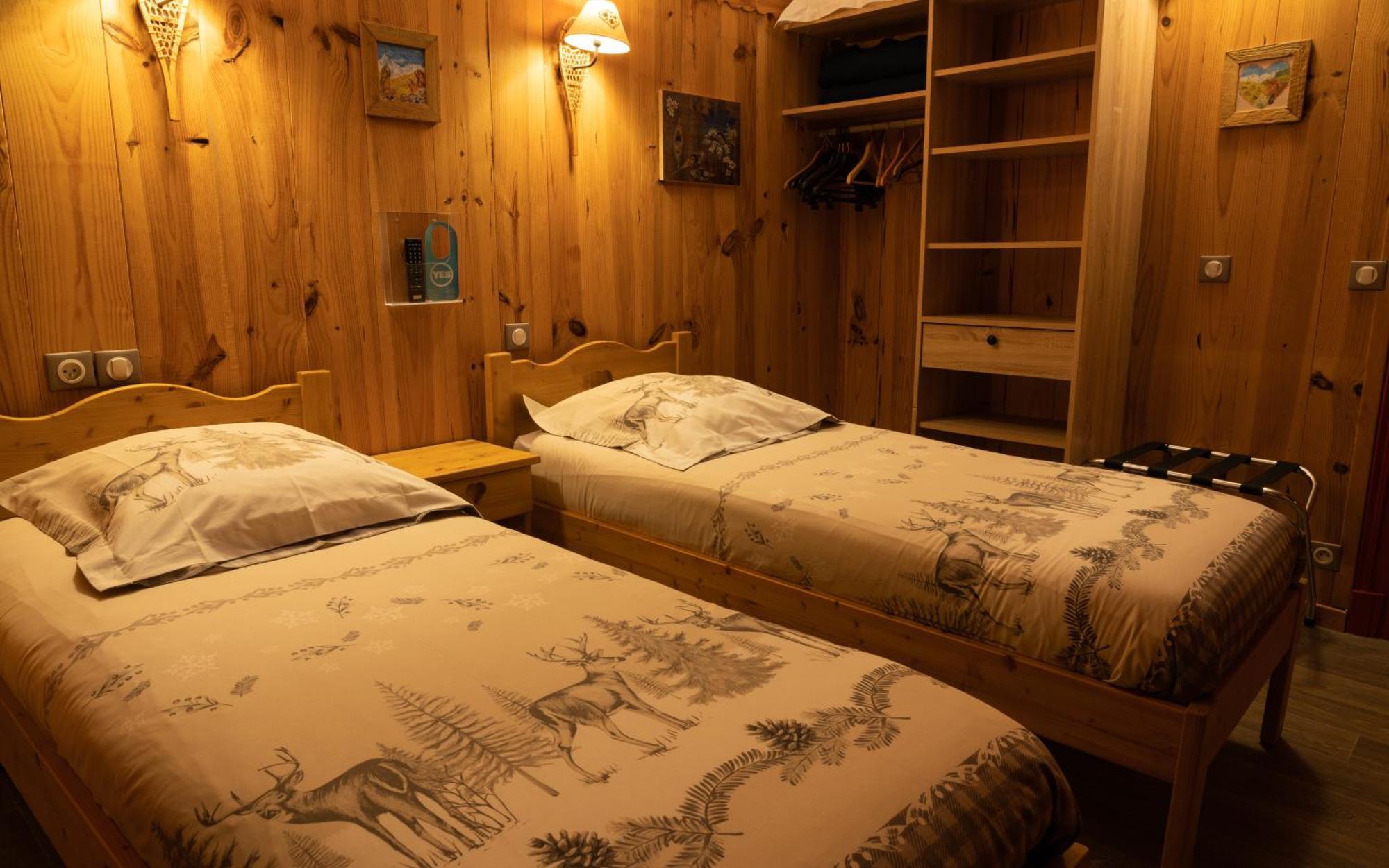 Hotel Quin Te Va Cauterets Exterior foto