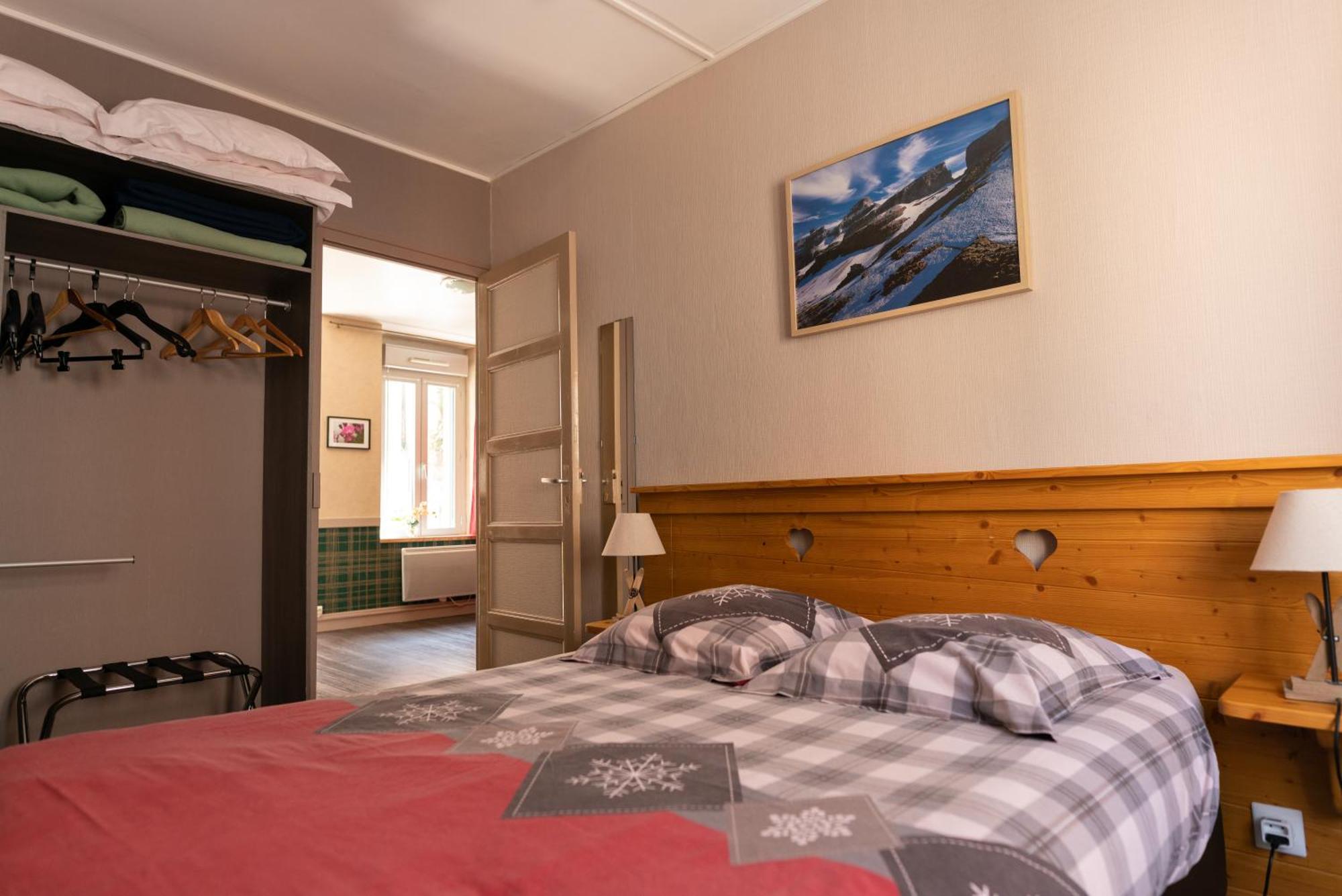 Hotel Quin Te Va Cauterets Exterior foto